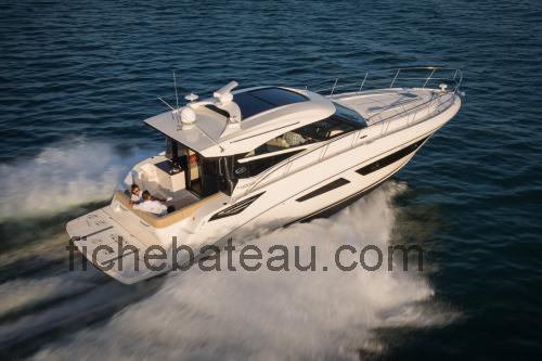 Sea Ray 470 Sundancer fiche technique et avis